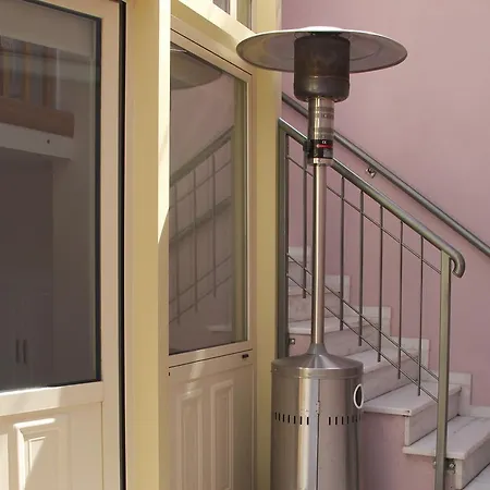 6 Tholou - The Acropolis Apartment Athens